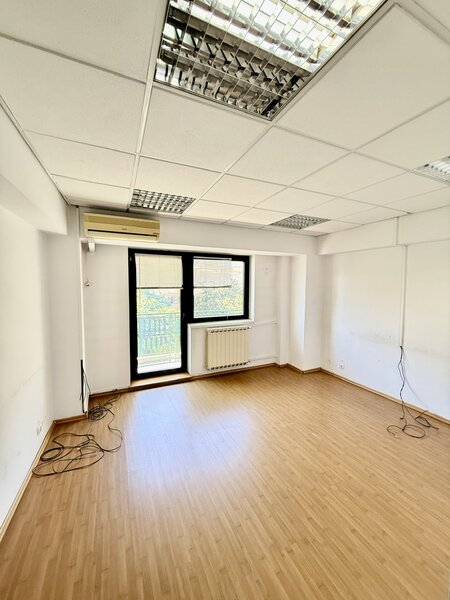 Piata Unirii, Sitraco Center, ap. 4 camere, ideal locuinta, investitie