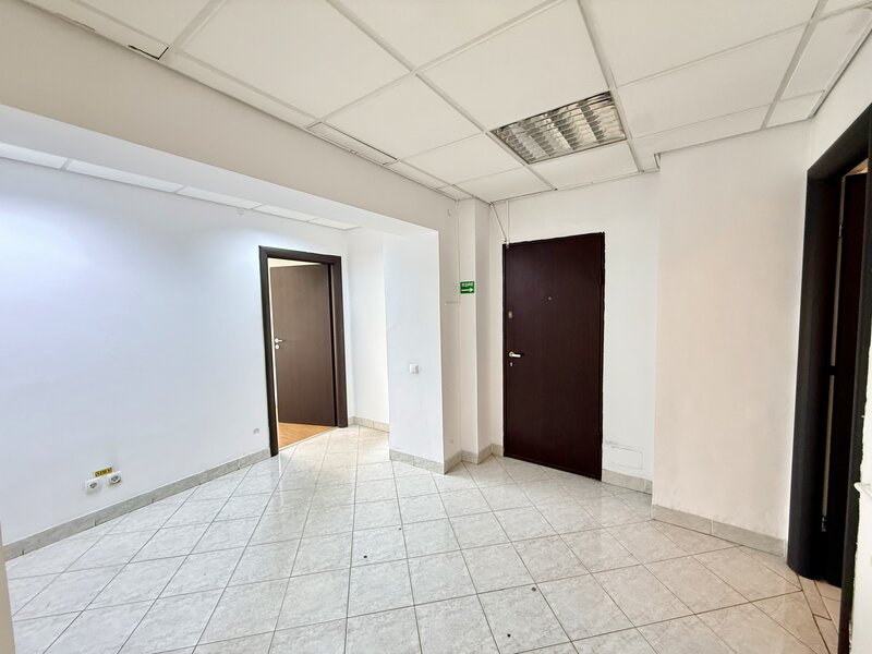 Piata Unirii, spatiu de birouri premium, 4 birouri, Sitraco Center.